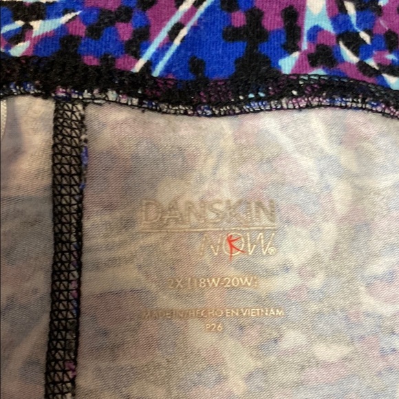 Women's Danskin Now Woman's Plus Active Fit Sports Legging Size 2XL Multi Color - Picture 9 of 10